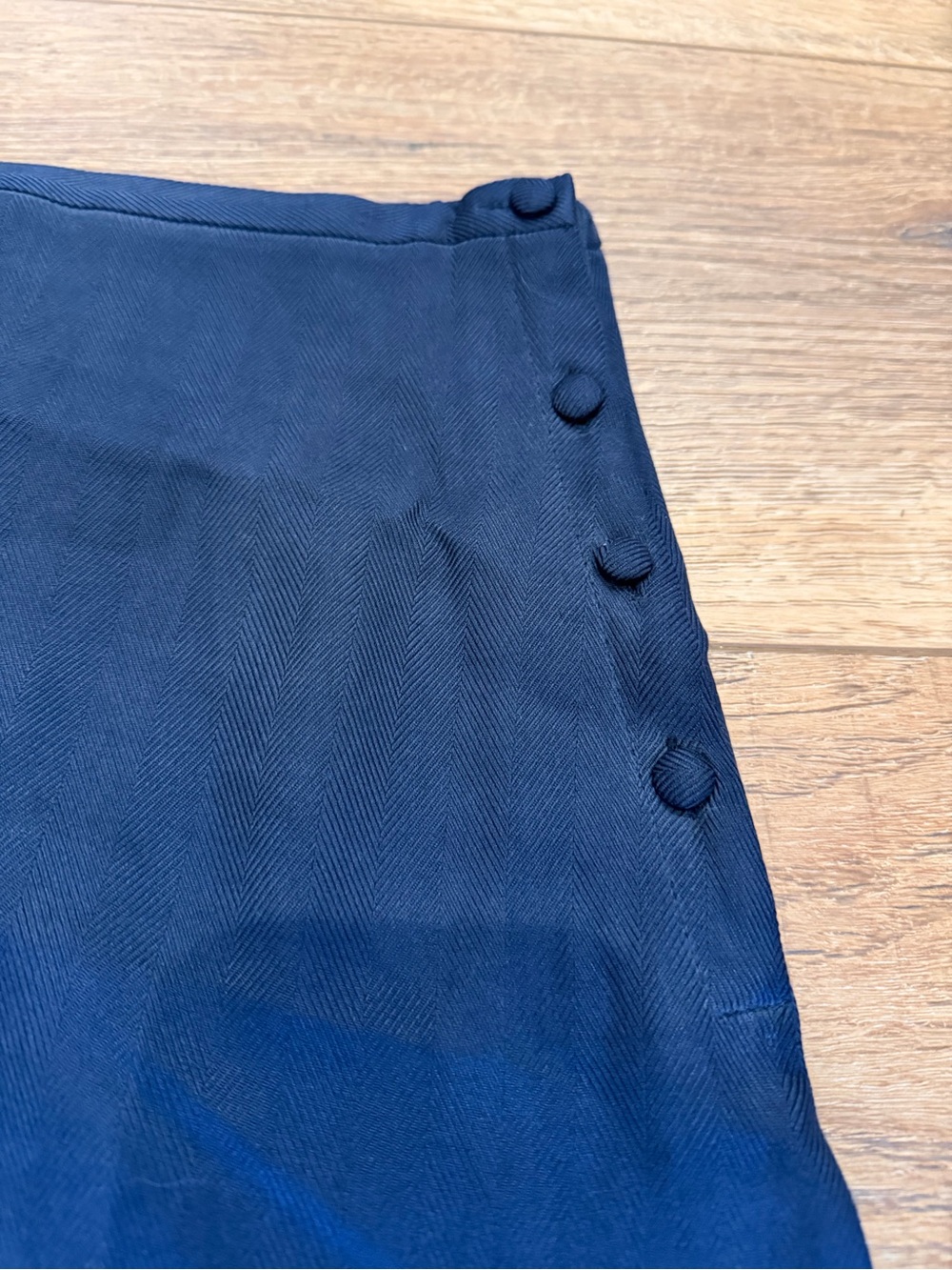 Vintage Savannah Navy A-Line Midi Skirt Button Panel Close / medium - Picture 2 of 11